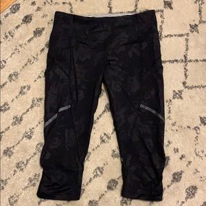 Lululemon capris